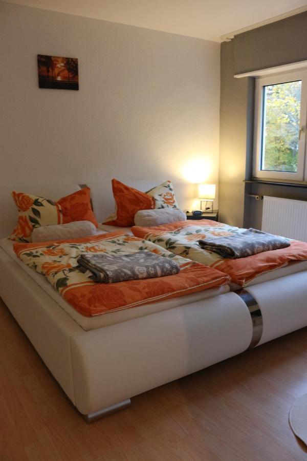 Appartment In Walldorf Mit Schlafzimmer, Kueche Und Bad エクステリア 写真