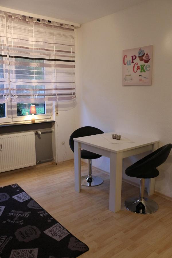 Appartment In Walldorf Mit Schlafzimmer, Kueche Und Bad エクステリア 写真